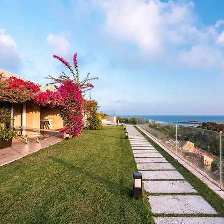 Luxurious Design In With Breathtaking View Villa *