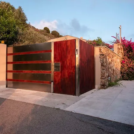 Villa Luxurious Design In With Breathtaking View