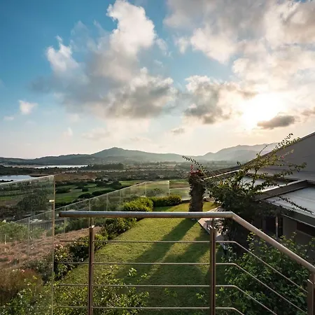 Luxurious Design In With Breathtaking View Villa *
