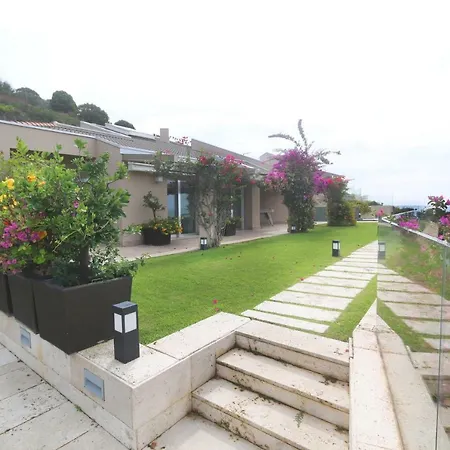 Villa Luxurious Design In With Breathtaking View