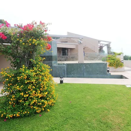 Luxurious Design In With Breathtaking View * Chia