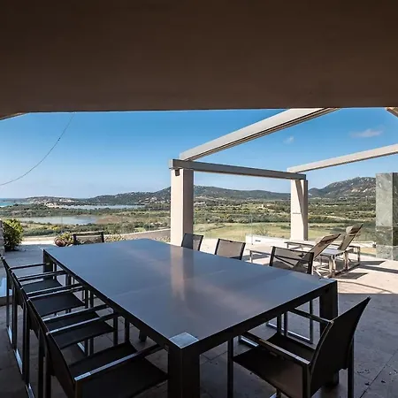 Luxurious Design In With Breathtaking View * Chia