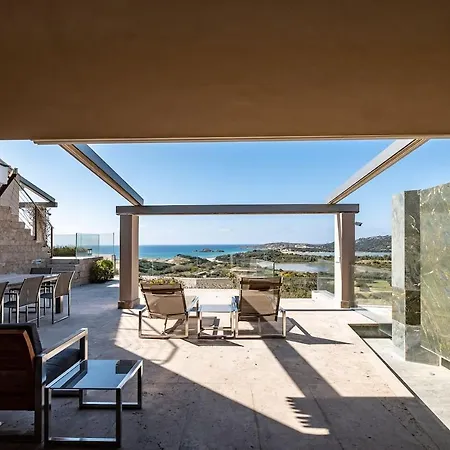 Luxurious Design In With Breathtaking View Villa