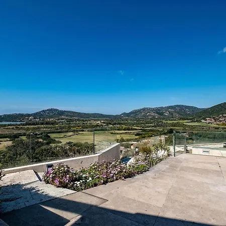 Luxurious Design In With Breathtaking View Villa *