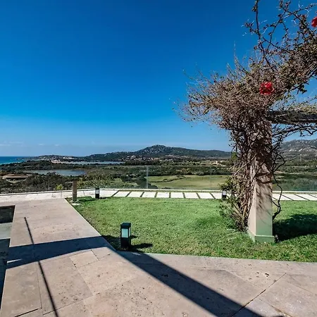 Villa Luxurious Design In With Breathtaking View Chia