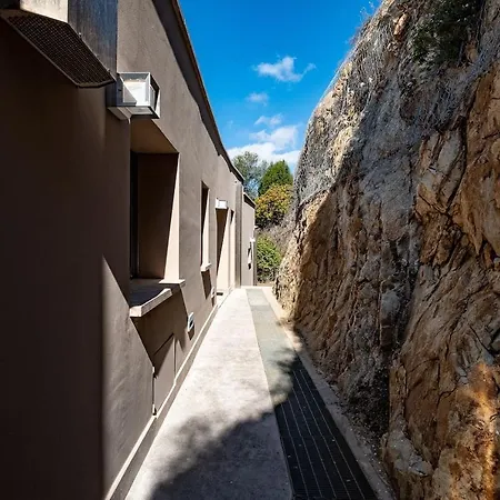Luxurious Design In With Breathtaking View