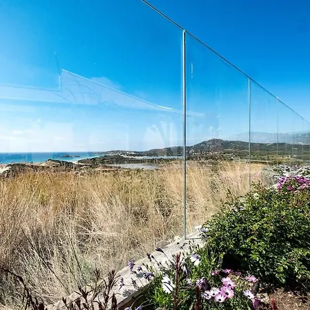 Luxurious Design In With Breathtaking View Villa